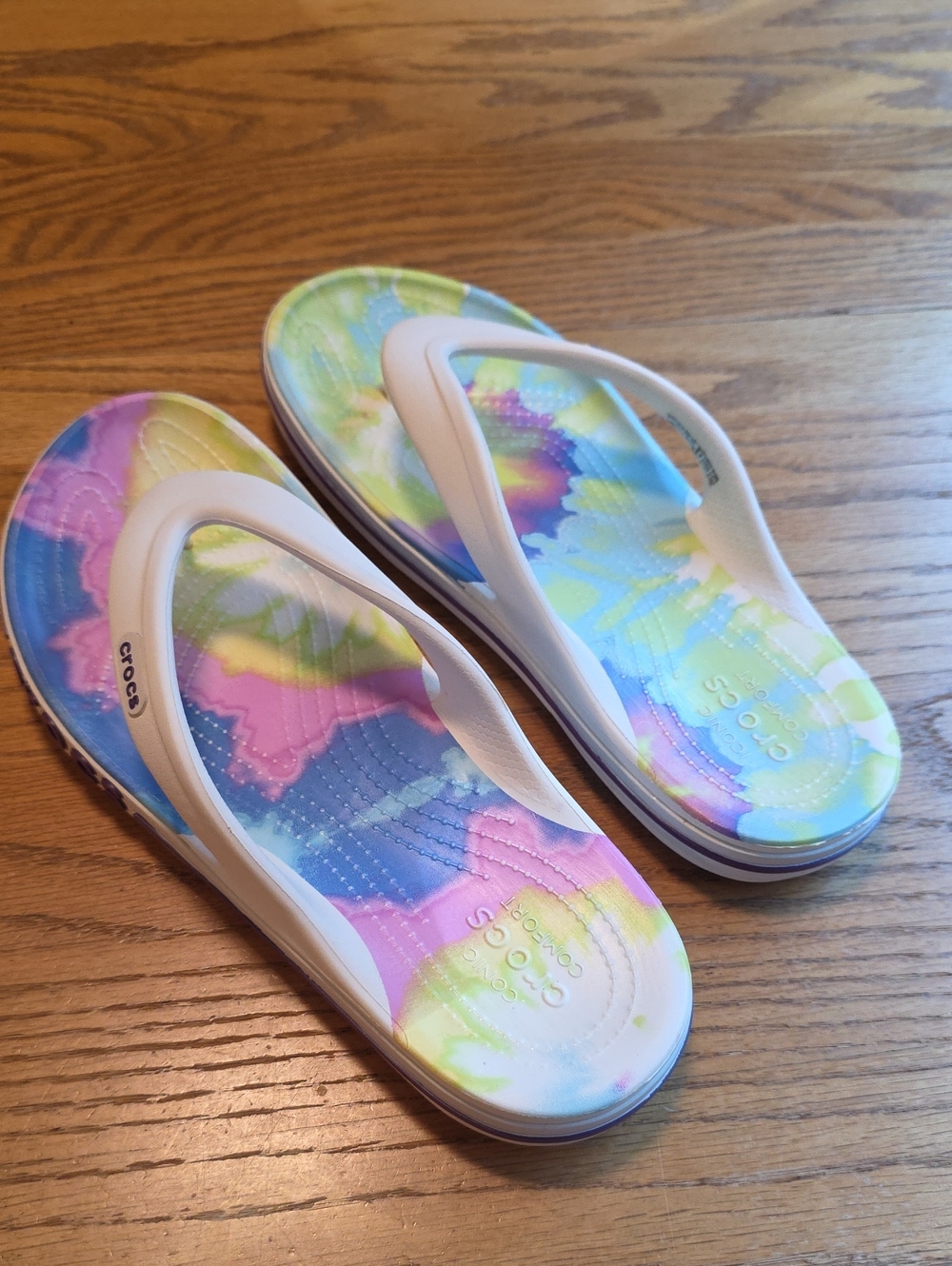 Crocs Bayaband Tie-Dye Mania Flip Flops White Multi Rainbow W9 M7 206358